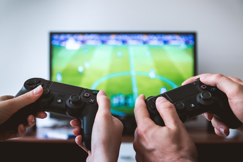 Spela tv-spel med dina barn